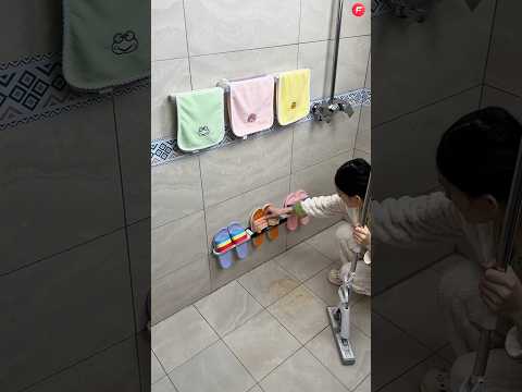 Mom Brought an Amazing Smart Gadget to Store Slippers 😱🩴 #shorts #trending #shortsfeed