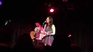 Ingrid Michaelson solo-ing @ The Corner Hotel (Lights Out tour)
