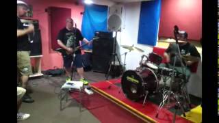 DxDxOx - DOR DE OUVIDO - AGATHOCLES - Is it Really Mine? - cover reh.