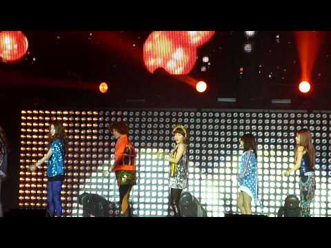 120208 Music Bank in Paris - T-ara - Why are you like this (cut)