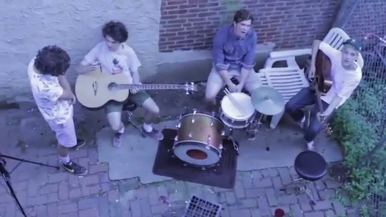 JOY AGAIN - LIVING GHOST @ SQUATTER-HOUSE V