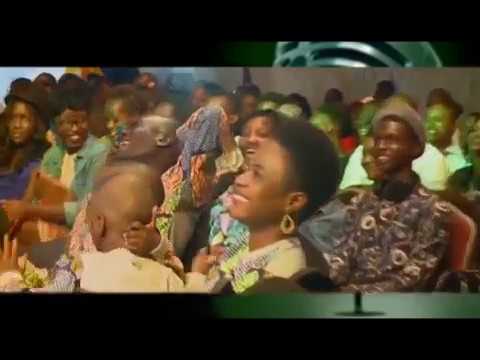 AKPORORO cracks all the ribs at Stand Up Nigeria Boxing Day! (PART 1)