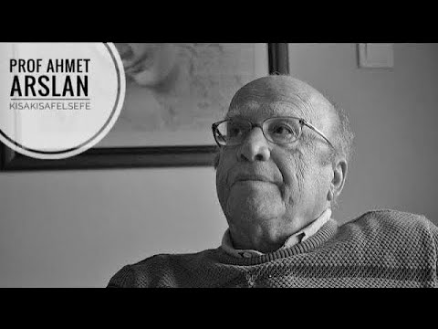 Prof Ahmet Arslan: “Felsefenin bir tanımı vardır. Kant’ın, harika bir tanım.”