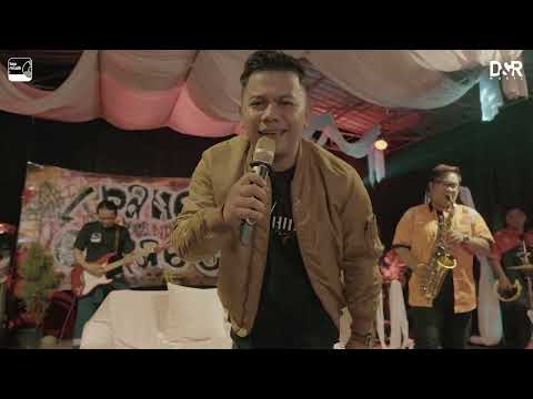 WAHID DARJO -  SINAWANG  (LIVE PERFORMANCE  -  DANGDUT GARAGE VOL 2)