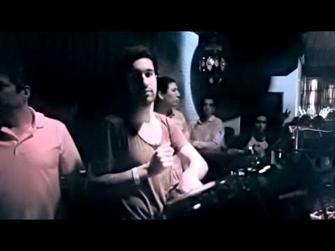 Anthony Collins - HomeSessionsCR