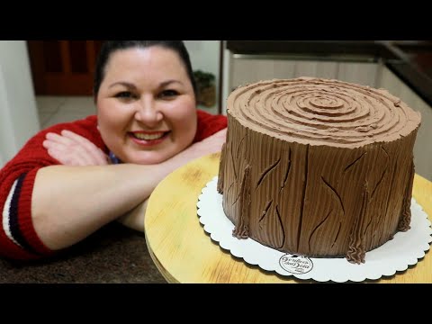 Learn how to make the Bolo Tronco technique with whipped cream step by step!