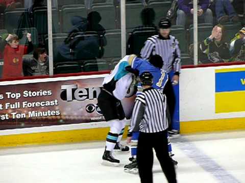 Chris Cloud vs Jason Kostadine