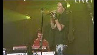Tiziano Ferro - Il Bimbo Dentro - Live
