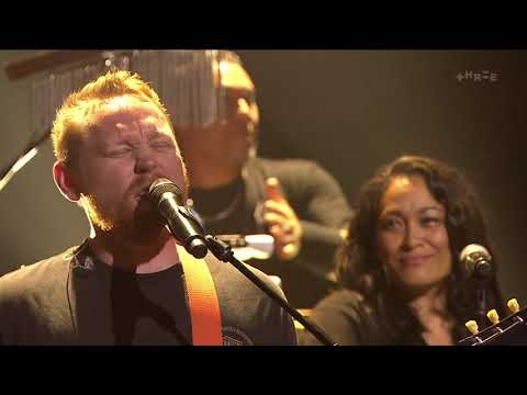 L.A.B. 'Personify' & 'In The Air' live at AMA 2020