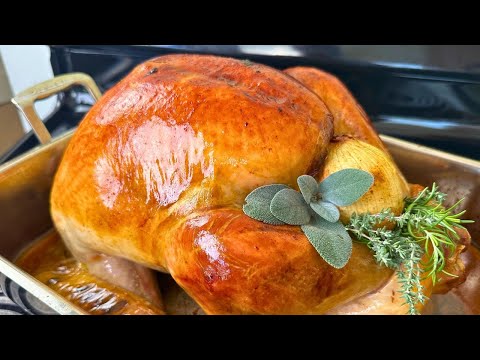 How to Make a JUICY TURKEY! BUTTER Injected Golden Baked Turkey!