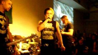 Rabia performs "Life Inside HLS" live at Green and Black eco prisoner benefit show NYC 1-2-09