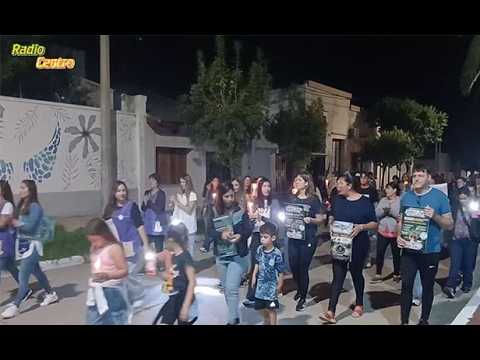 Villa Huidobro Cba. - Marcha de docentes en la localidad.