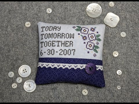 Flosstube Extra: Pillow With Lace Accent Finishing Tutorial