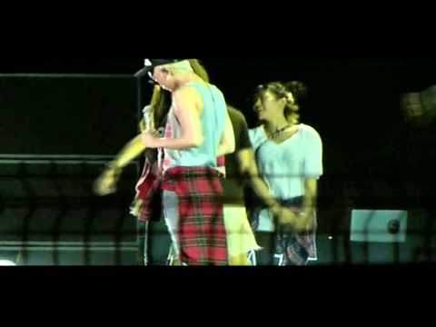 130919 SINGAPORE GRAND PRIX F1 - GD CROOKED REHEARSALS