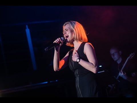 Joanna Motyka - God is a Woman (cover)