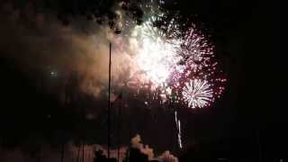 preview picture of video 'Great view of Marquette's 2013 Fourth of July Fireworks Finale'