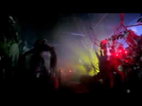 RUMAH HANTU PASAR MALAM ( 16 Februari 2012 )