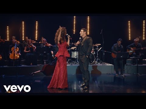 Bustamante - Tatuajes (En Directo En El Teatro De La Ciudad Esperanza Iris / 2016) ft. Edith Márquez