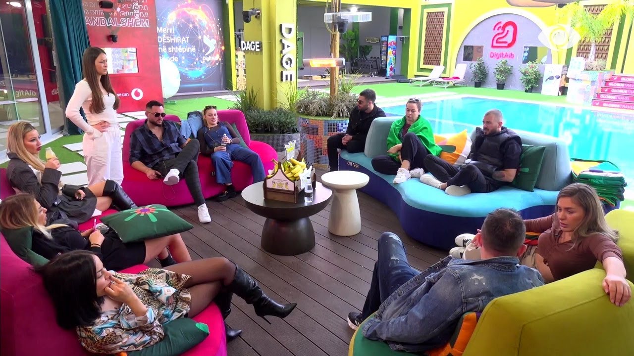 Fjalët që thua ti nuk më vrasin, debat mes Rikes dhe Romeos: Luan pisët