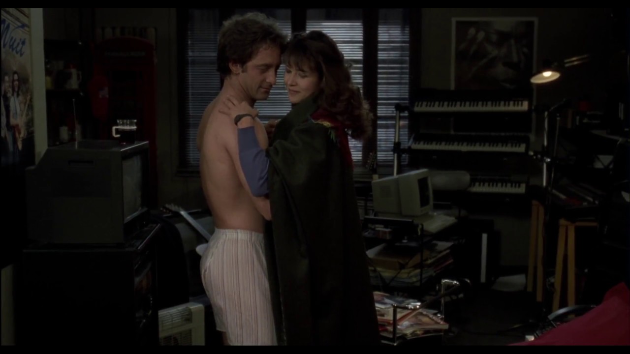 Miniature de la vidéo L'Étudiante (1988) - You call it love du film L'Étudiante