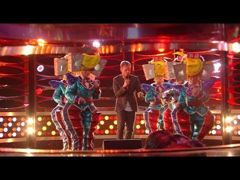 MNM: Peter zingt Dans DJ Dans live in Van Gils en gasten