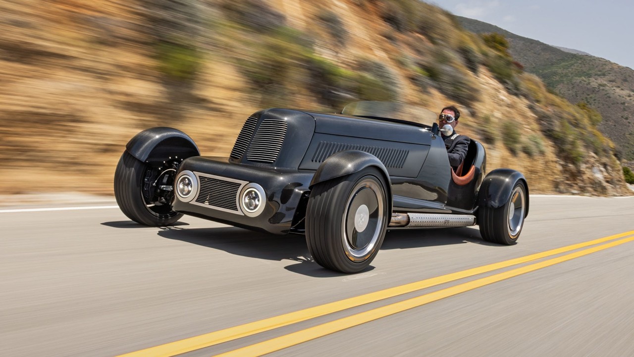 The SP40 Restomod Speedster Is A Modern Marvel Wrapped In A History Lesson