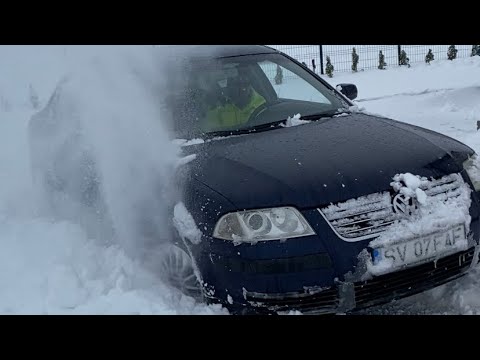 Am rămas înzăpezit ! Am plecat pe jos la munca 🙉