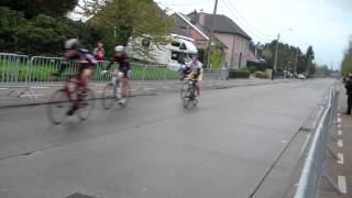 preview picture of video 'Wedstrijd te Beveren (24/04/2012) (B - categorie) (WAOD) (NGMT Cycling Team)'
