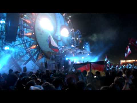 Tomorrowland 2014 Sebastian Ingrosso & Tommy Trash feat  John Martin   Reload Hardwell Remix