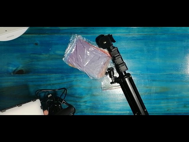 Vídeo relacionado con EMART Caja de Luz Fotográfica 30x30cm, Estudio Fotográfico con 120 Luces LED y 6 Fondos Impermeables, Kit Portátil de Tienda de Tiro Regulable para Joyas y Artículos Pequeños
