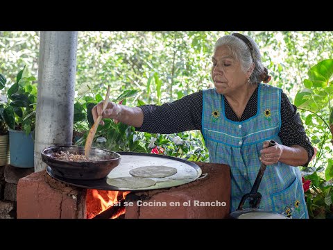 Aporreadillo Michoacan Lunch This Is How It's Cooked at the Ranch