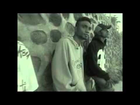 E MooZ ft D'SkyZerTroN Hollyday