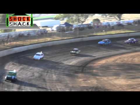 Junior Sedans - King of the Ring - Heat 2 - Toowoomba Speedbowl - 18.01.14