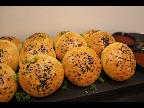 Zachte broodjes met gehakt & cheddar /ikrame.bouu