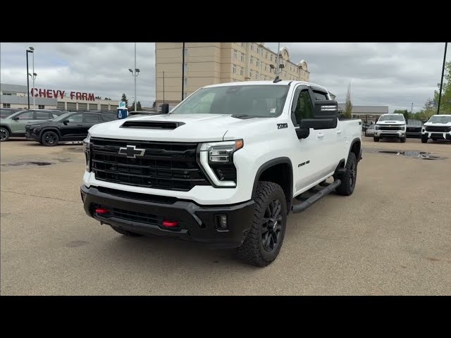 2025 Chevrolet Silverado 2500HD TRAIL BOSS | DURAMAX | LEATHER in Cars & Trucks in Edmonton