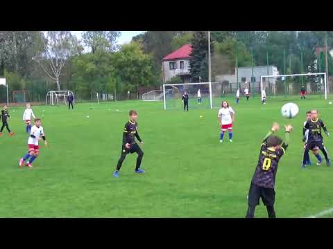 Młodzik-18 - Broń Radom I  (4-1) 2z2