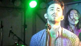 Amy meredith born to live