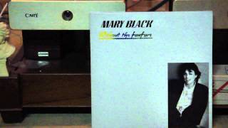Mary Black - There&#39;s A Train That Leaves Tonight
