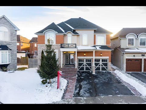 32 Regis Circle, Brampton Home for Sale - Real Estate Properties for Sale