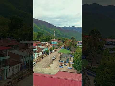 Atardecer en Echarati, provincia de La Convención departamento de Cusco