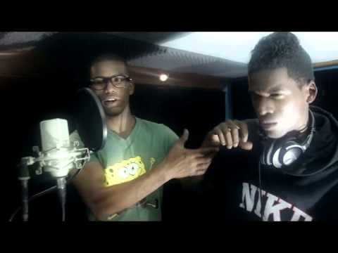 DJ YOM,,,,,,Agachaita finalNUEVO2013