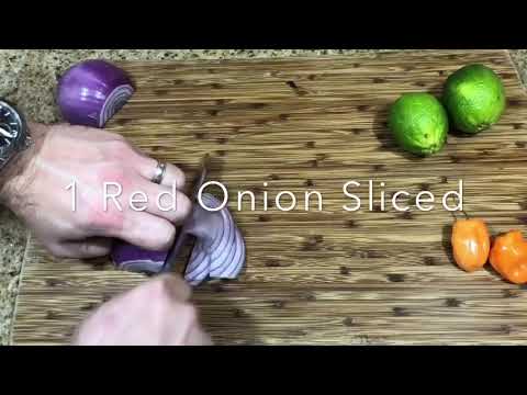 How to Make Salsa Criolla