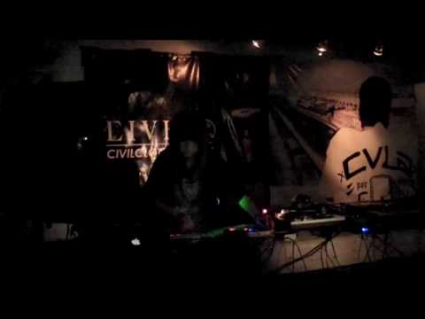 Tokimonsta :: Breaking Atoms July 2009