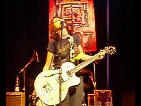 V zaseknutom výťahu