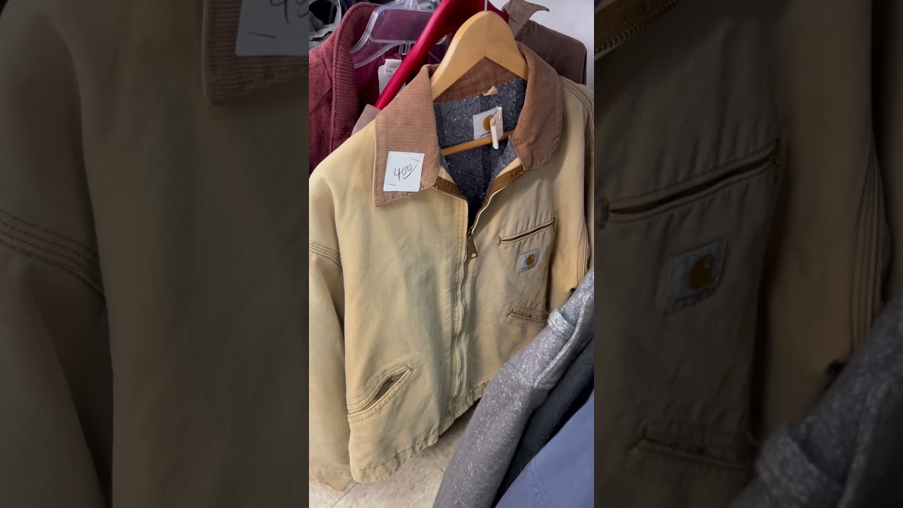How many locations does Carhartt have? Tipseri