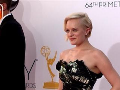 Fashion Time Warp: Elisabeth Moss