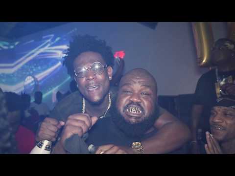 D1H POLO PERFORMING LIVE AT CLUB VAULT!!!