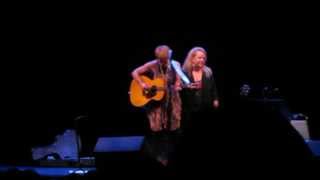 Shawn Colvin (w/Mary Chapin Carpenter) at Count Basie on 5/9/13.