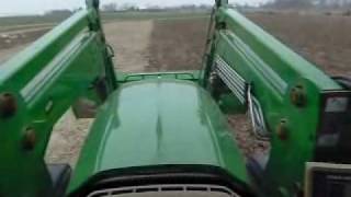 preview picture of video 'Planting a Winter Wheat Covercrop.wmv'