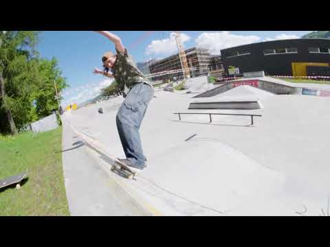 Jonas Gasser rocking his Pool Scout | ROCKET Longboards